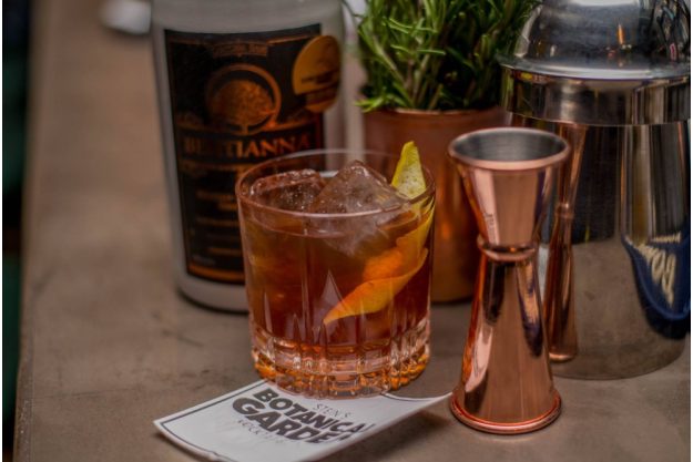 Bar-Hopping Wien – Old Fashioned