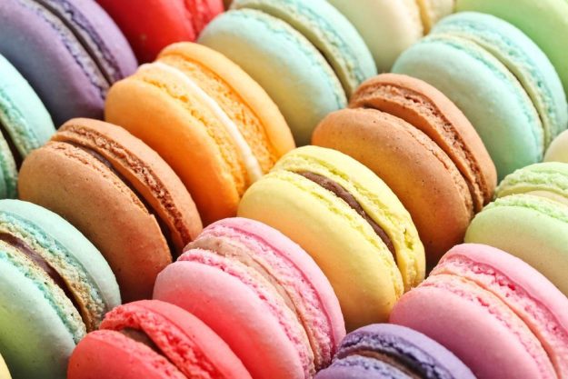 Macarons-Backkurs Wien: alle Farben des Regenbogens