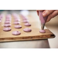 Macarons-Backkurs Wien: Teigkreise aufspritzen