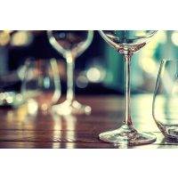 Weinseminar Wien – leere Weingläser