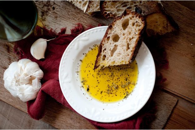 Olivenöl-Tasting Salzburg – Olivenöl mit herzhaftem Brot