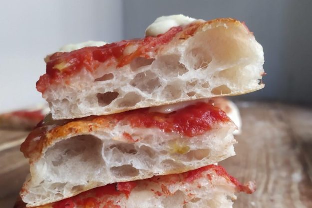 Pizza Backkurs Innsbruck luftige Pizza