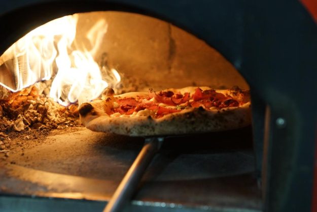 Pizza Backkurs Innsbruck Pizza selbst machen lernen