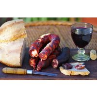 Wein-Tasting Salzburg – portugiesischer Rotwein mit Wurst und Brot