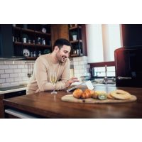 Online-Weinprobe als Weihnachtsfeier